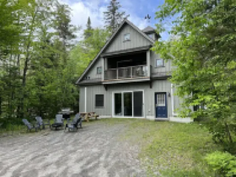 Sunapee Barn Retreat Hotels in Sunapee