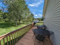 4 Bedroom Spacious Home - Close to VT