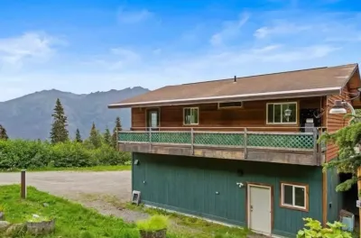 Beautiful Mountainside Escape