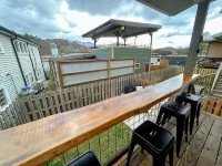 Stylish Downtown Gem • Hot Tub • Custom Bunkroom • Walk Everywhere, Relax, Enjoy