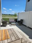 Fam-tastic Roomy Getaway Near Prospect Meadows