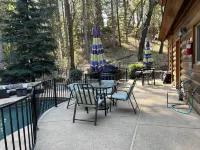 Relaxing Lake Retreat • Pool • Hot Tub • Fire Pit • Game Room