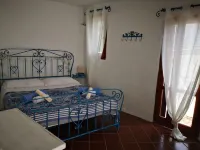 Semi-detached seafront terraced house with private garden IUN P5807 VILLINO 1. - 3-Star