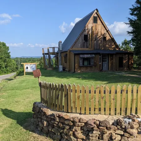 Fuller View Cabin -  A Mountain Cabin overlooking Sweet Home Alabama!