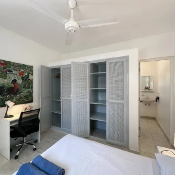Secure 2-pers apartment centrally located and close to the beach