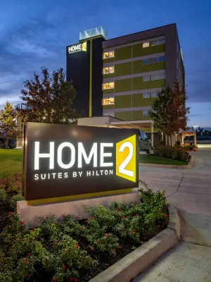 Home2 Suites by Hilton Oklahoma City NW Expressway Các khách sạn gần The Villas at Stonelake