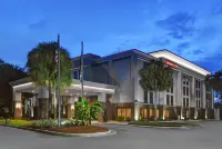 查爾斯頓快樂山愛國者歡朋飯店 Trader Joe's附近的飯店