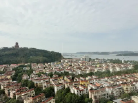 拾柒舍小時代公寓（擁軍路分店）