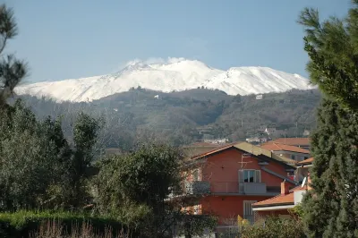 Nunziata: "Villa Dei Lemons" House / Villa between the sea and Mount Etna Hotels in der Nähe von Jaanta bi Village