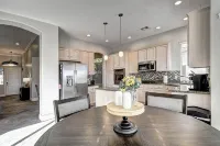 Spacious 4-bedroom house in marvelous Gilbert!