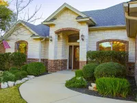 QUIET & SPACIOUS - Amiable Modern Home - Belton Oaks Hotels in Belton