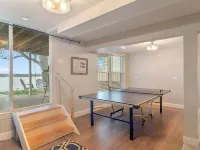 Stunning Lake House with Sunset Views! Hotels in Fox Lake