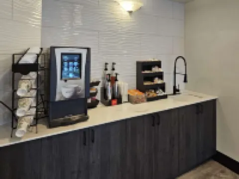 Edgewater Inn and Suites, Ascend Hotel Collection Hotels in Coos Bay