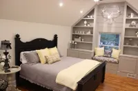 The Cottage At The Lake•Green River Lake•Campbellsville University•Kentucky Hotels in Taylor County