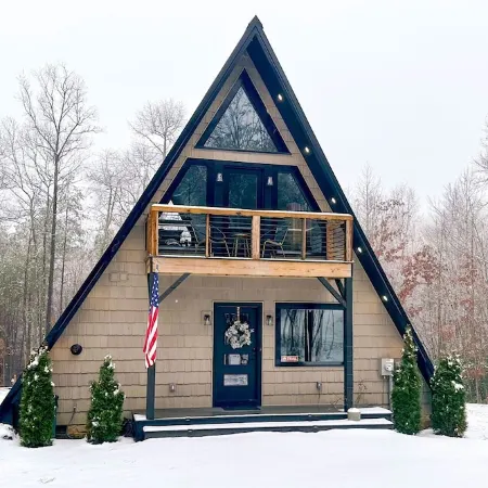 Exclusive Couples Getaway with Romantic Amenities, Private & Beautiful A-Frame