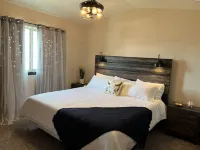 Luxury Stay w/Coffee Bar & Movie Room, 2 King Suites, Firepit — Black Hills View