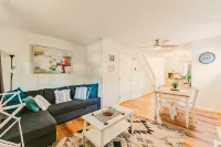 Sandy Feet Retreat - Minutes to Sanibel - Pool - Fast WiFi - Free Parking Các khách sạn ở Iona