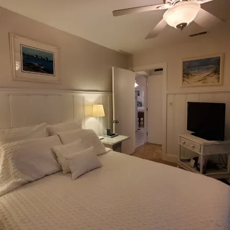 Shorewinds Beachhouse Garden Gate Opens Directly to Beachpath No Roads to Cross!