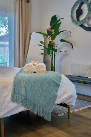 Lilly Pulitzer Inspired 75in TV 1.5 ml Beach Pet Friendly EV Charger Smart Home