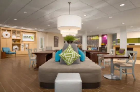 Home2 Suites by HIlton Cartersville Hotels in Cartersville