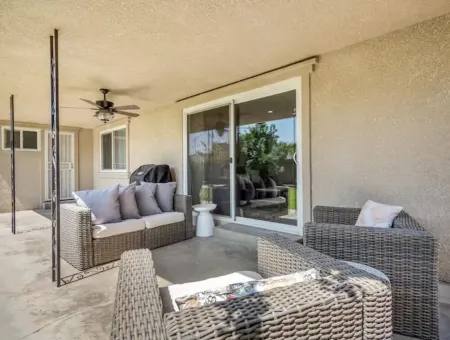 Fresno House, Sleep No. Beds, BBQ, Fire Pit, 4 Bed: 2 Bath Отели рядом с достопримечательностью «Oh Wow Nickel Arcade»