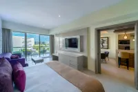 Planet Hollywood Adult Scene Cancun Resort Hotels in Isla Mujeres