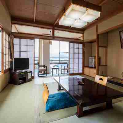 天空の城 三宜亭本館 Rooms