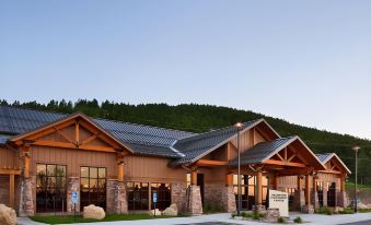 The Lodge at Deadwood