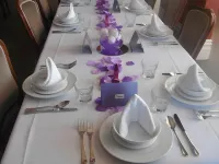 Settlers Motor Lodge - breakfast