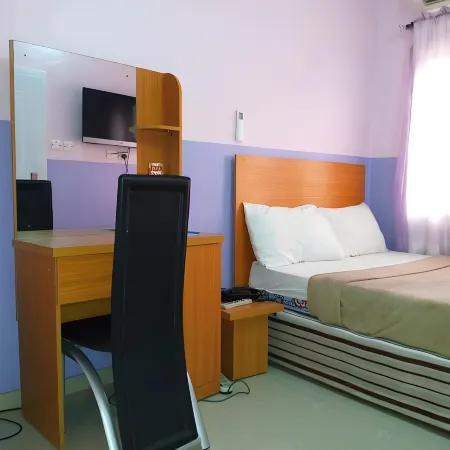 Link Majestic B2 Suites and Hotel