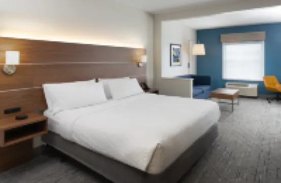 Holiday Inn Express & Suites ORLANDO INTERNATIONAL AIRPORT by IHG