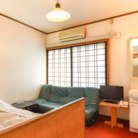 Gyokusenkan