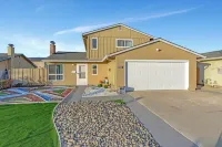 Spacious 4-bedroom house in enchanting San Jose with AC, WiFi, washer and dryers Hotels near Santa Teresa County Park
