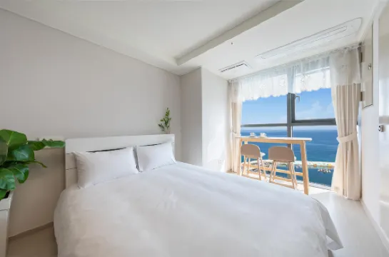 Sokcho Summit Bay blue sea