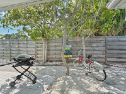 Turtle Walk - Walk to Gorgeous Beach! WALK to 12 different Restaurants! Hoteles en Longboat Key