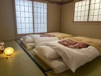 Private Guest House for Groups and Families 후지요시다 호텔