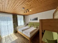 Furrach Hotels near Grimming