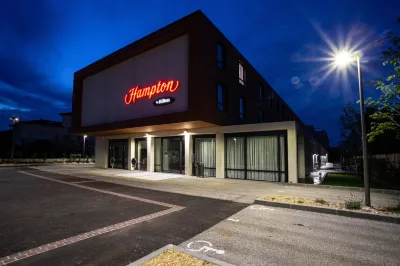 Hampton by Hilton Toulouse Airport Hotel dekat Musée Aéroscopia