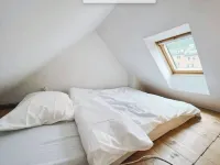 Apartment with Loft & Window Balcony, Free parking