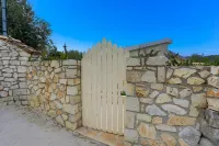 Sofi - Danilia Cottages