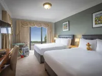 Shoreline Hotel Hotels in Lusk