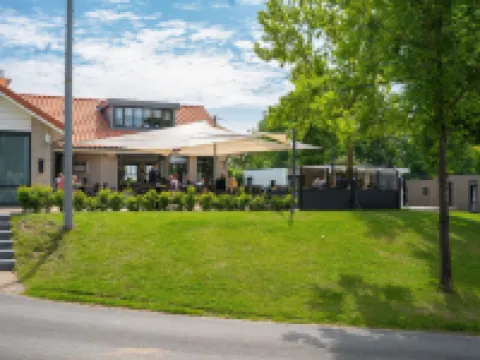 Luxurious Holiday Home Nearby the Lower Rhine Hotels in Maurik