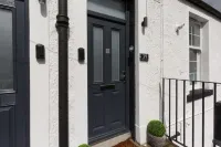 Dollar Apartments-39 Bridge Street Hotels in Dollar