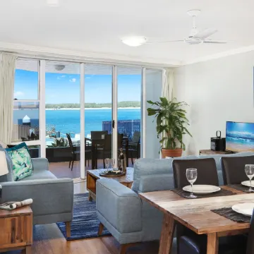 Watermark Resort Caloundra Отели рядом с достопримечательностью «Голден-Бич»