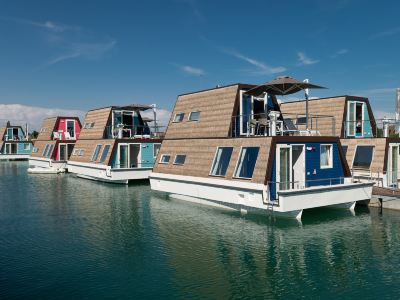 Marina Azzurra Resort