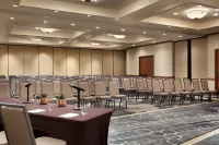 DoubleTree by Hilton Minneapolis-Park Place Hotels in Saint Louis Park