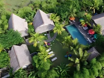 Flower BUD Bungalow Balangan
