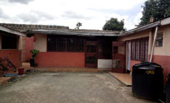 Queens Village Hotel