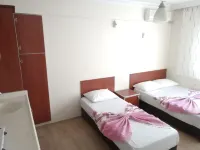 Elmas Motel Hotels in Avşa