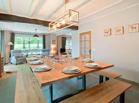 Scenic Stay in Xhoffraix